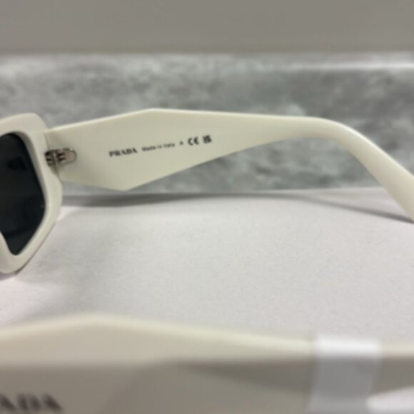 NEW | PRADA | 17WS | 17WS 1425S0 | 49 | TALC | GREY | NON POLARIZED - Picture 4 of 7
